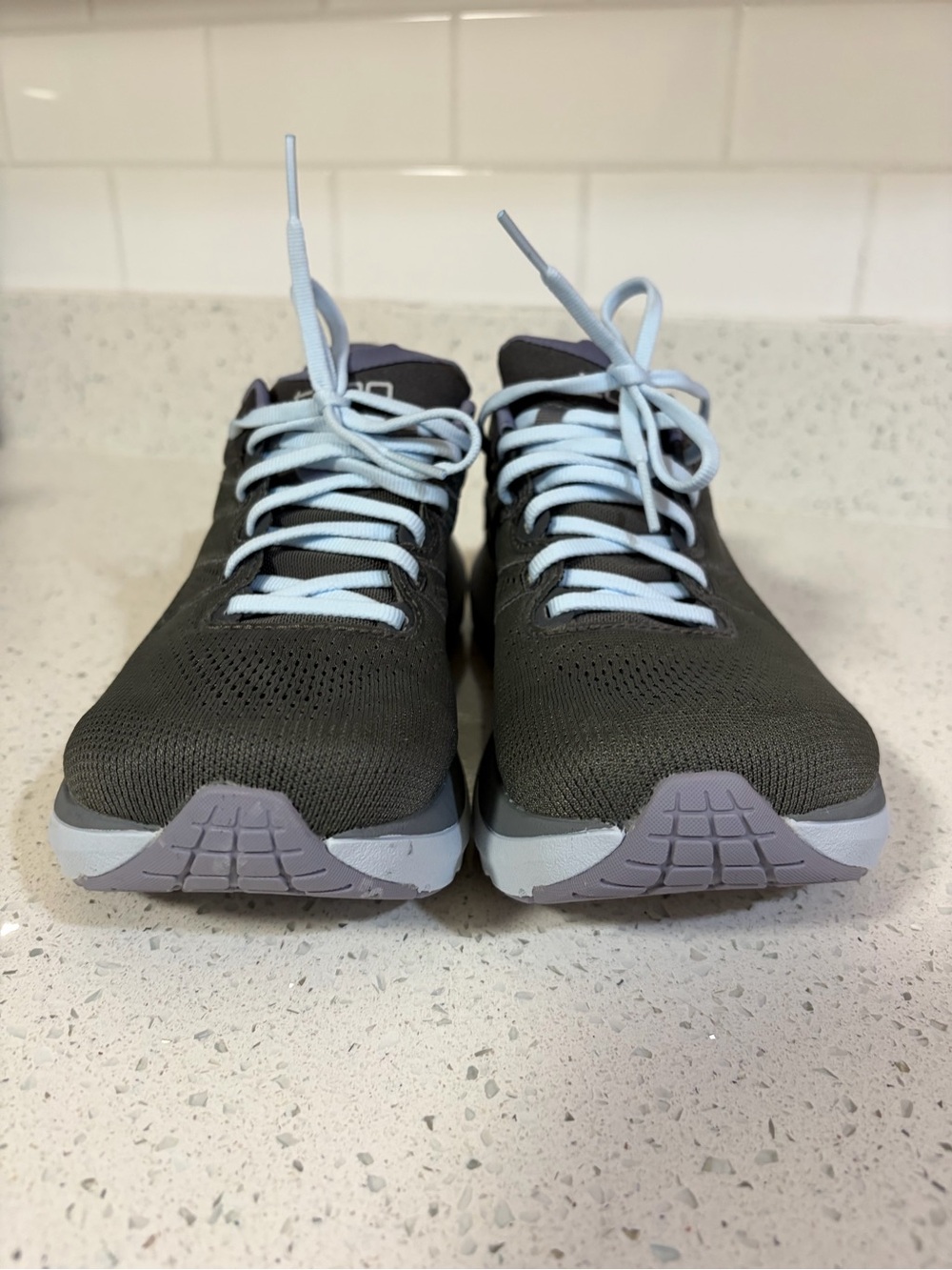 Topo Athletic Phantom 2 Running Shoe Grey / Lilac Size 7 - Picture 12 of 12